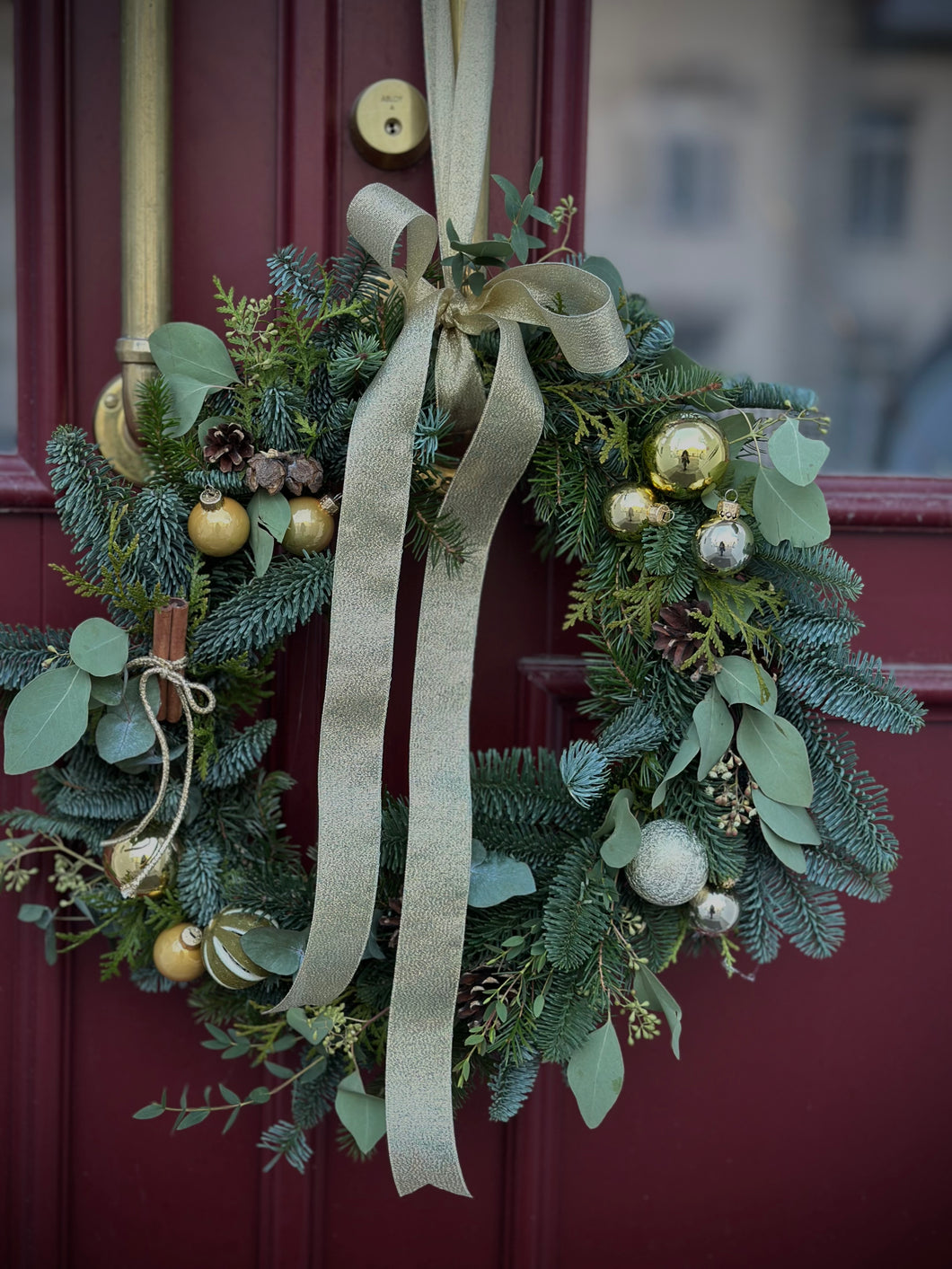 “Luxe Gold” Christmas Wreath