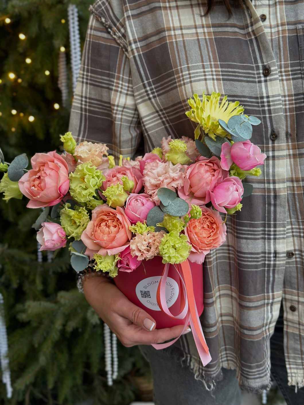 “Garden Charm” with garden roses no