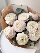 Load image into Gallery viewer, “Luxury Bouquet” Ranunculus+ Eucalyptus
