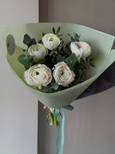 Load image into Gallery viewer, “Hanoi” ranunculus, XL size
